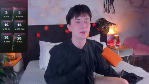 adrianoaubert online show from November 3, 2025, 3:24 pm