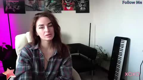 Adriana online show from February 12, 2025, 6:08 am