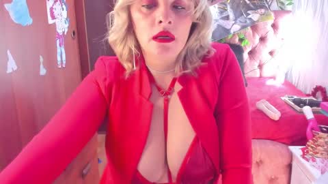 adriiana_fox_ online show from January 31, 2025, 8:33 pm