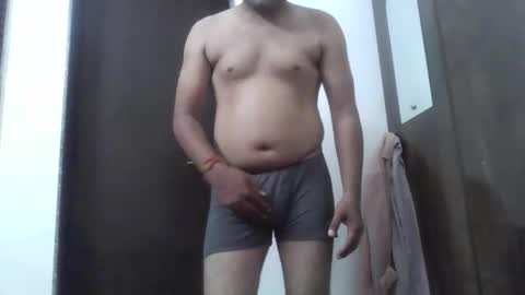 adudeandsexy online show from May 8, 2026, 4:01 pm