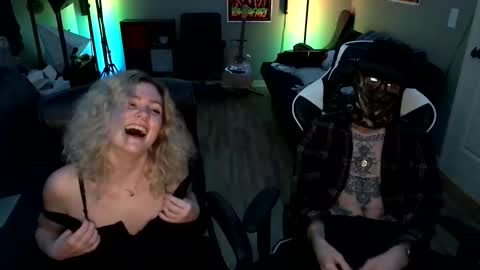 Snapshot of adultsw1m chatting on December 5, 2025, 2:53 am AdultSw1m online show from December 5, 2025, 2:53 am