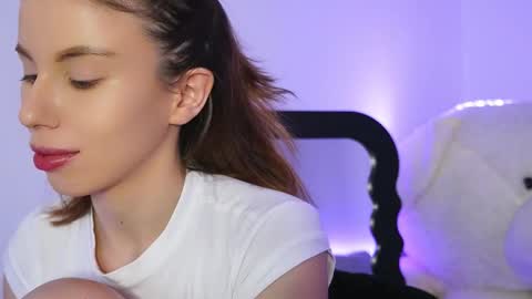 Aelia online show from February 23, 2026, 6:38 pm