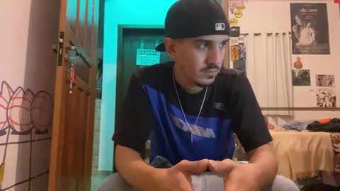 Snapshot of aelucius chatting on September 24, 2025, 1:31 am Luci online show from September 24, 2025, 1:31 am