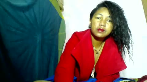 Snapshot of aelyaa chatting on June 18, 2026, 6:24 am aelyaa online show from June 18, 2026, 6:24 am