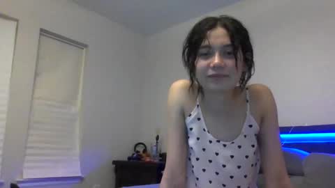 affie_ online show from March 15, 2026, 6:52 am