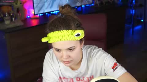 Afina online show from March 28, 2026, 3:33 pm