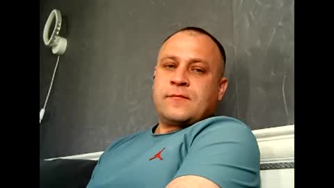 Sasha online show from March 26, 2026, 6:52 am