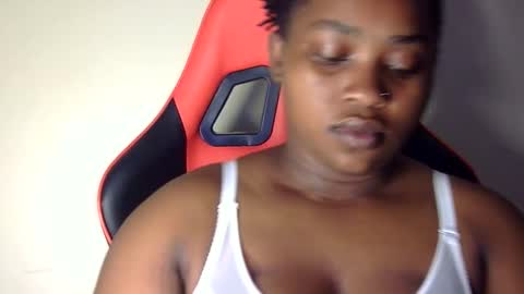 Snapshot of african001 chatting on September 19, 2025, 2:40 pm stella online show from September 19, 2025, 2:40 pm