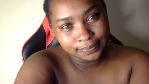 Snapshot of african001 chatting on September 20, 2025, 3:57 pm stella online show from September 20, 2025, 3:57 pm