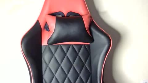 Snapshot of african001 chatting on September 21, 2025, 4:19 pm stella online show from September 21, 2025, 4:19 pm