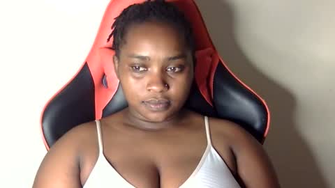 Snapshot of african001 chatting on September 22, 2025, 5:15 pm stella online show from September 22, 2025, 5:15 pm