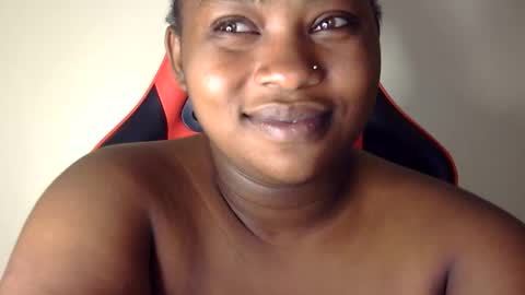 Snapshot of african001 chatting on October 2, 2025, 4:47 pm stella online show from October 2, 2025, 4:47 pm