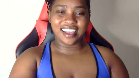 Snapshot of african001 chatting on October 4, 2025, 5:33 pm stella online show from October 4, 2025, 5:33 pm