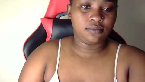 Snapshot of african001 chatting on October 17, 2025, 7:49 pm stella online show from October 17, 2025, 7:49 pm