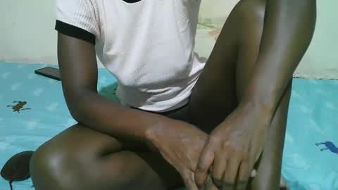 Snapshot of african_pussy2 chatting on March 12, 2025, 6:00 pm african_pussy2 online show from March 12, 2025, 6:00 pm