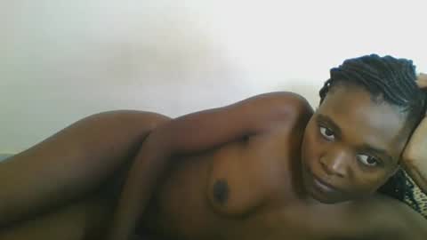 Snapshot of africancutegal chatting on April 18, 2026, 7:18 pm Yvonne online show from April 18, 2026, 7:18 pm