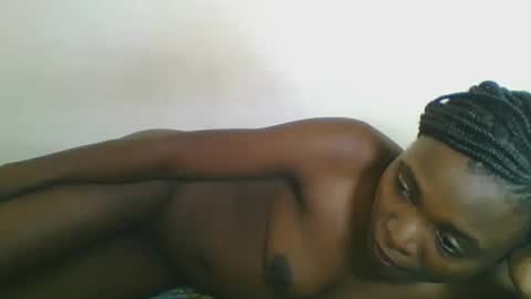Snapshot of africancutegal chatting on April 19, 2026, 6:32 pm Yvonne online show from April 19, 2026, 6:32 pm