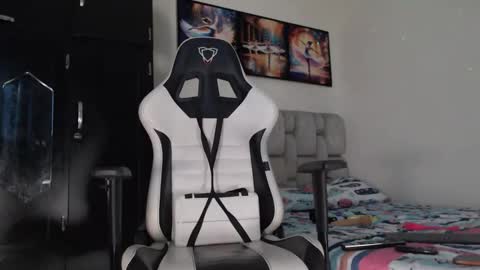 afrodita096 online show from March 9, 2026, 7:12 am