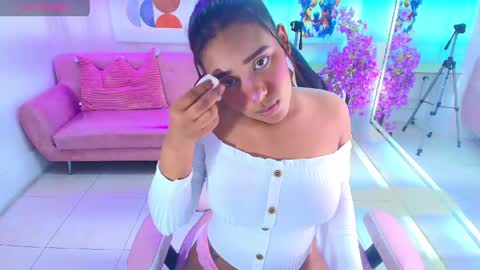 Snapshot of afrodita_loren chatting on May 23, 2026, 3:45 am afrodita_loren online show from May 23, 2026, 3:45 am