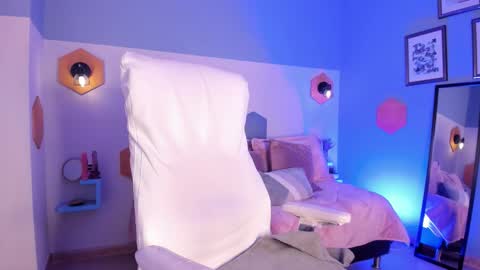 Snapshot of afrodita_sweeet chatting on February 3, 2026, 8:03 pm Afrodita online show from February 3, 2026, 8:03 pm