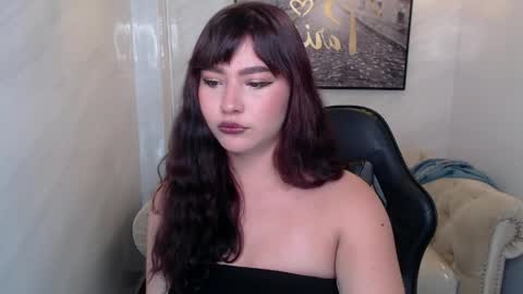 afrodita_wild_v online show from April 6, 2026, 1:23 pm