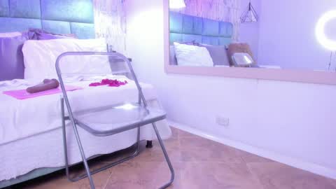 Snapshot of afroditagreenn chatting on February 9, 2025, 7:09 pm Afrodita online show from February 9, 2025, 7:09 pm