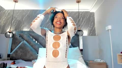 Snapshot of afroditagreenn chatting on February 28, 2025, 6:09 pm Afrodita online show from February 28, 2025, 6:09 pm