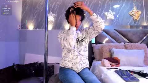 Snapshot of afroditagreenn chatting on January 14, 2026, 5:02 am Afrodita online show from January 14, 2026, 5:02 am