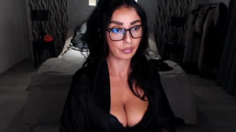 Afro online show from November 14, 2025, 3:11 pm