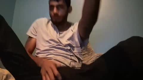 Snapshot of ag___ chatting on September 16, 2025, 9:10 am ag___ online show from September 16, 2025, 9:10 am