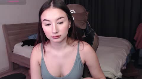 Snapshot of agata_cherry chatting on December 18, 2024, 2:21 am Eva online show from December 18, 2024, 2:21 am