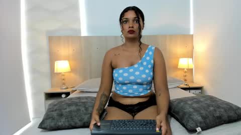 Agata Ortiz online show from February 2, 2025, 5:37 pm