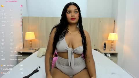 Agata Ortiz online show from March 10, 2025, 8:04 am