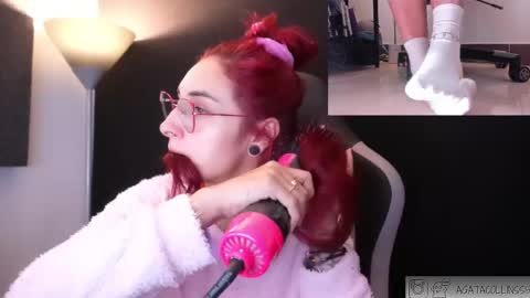 Agata Collinss online show from February 13, 2026, 4:03 pm