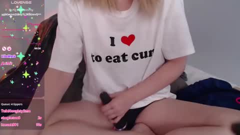 Agatha online show from September 20, 2025, 1:34 pm