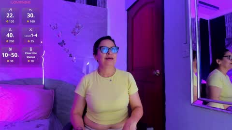 agatha_pleasure online show from April 10, 2026, 11:48 am