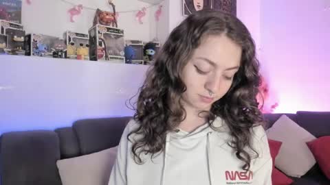 Snapshot of agathaa_ks_ chatting on May 19, 2026, 12:05 am Camila 2 online show from May 19, 2026, 12:05 am