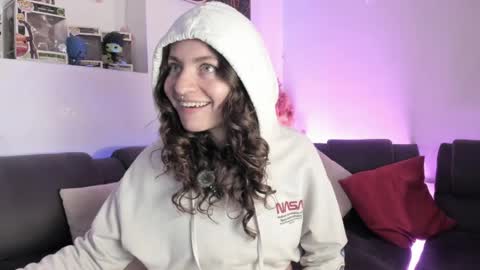 Snapshot of agathaa_ks_ chatting on May 19, 2026, 1:56 am Camila 2 online show from May 19, 2026, 1:56 am