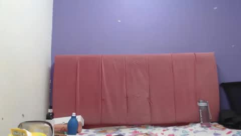 agathacorlincm101 online show from September 27, 2025, 7:08 pm