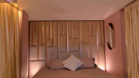 Agatha online show from October 18, 2025, 7:14 pm