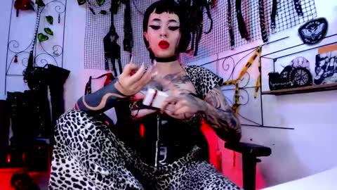 Snapshot of agathamoonn chatting on December 22, 2025, 8:06 pm Agatha Fox online show from December 22, 2025, 8:06 pm