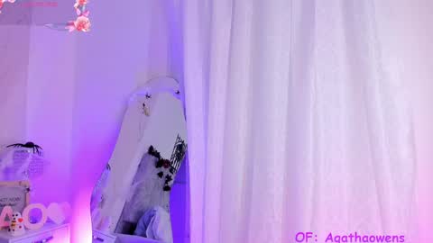 Agatha Owens online show from October 12, 2025, 11:37 pm