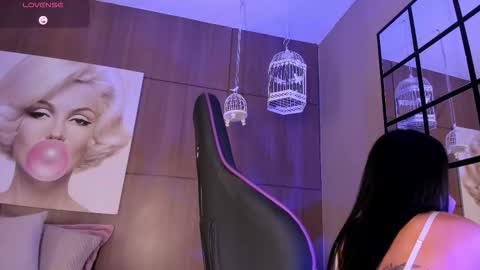    online show from October 17, 2025, 10:56 pm