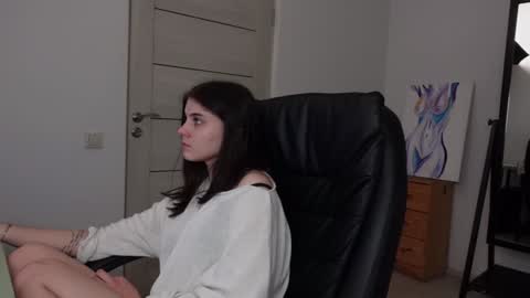 Agelina Lilly Laura online show from December 29, 2024, 5:01 pm