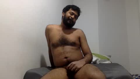 aggaggs online show from February 23, 2025, 3:13 am