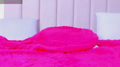 Aggy online show from April 28, 2026, 3:39 pm