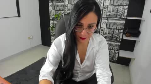 Aghata Moon online show from December 3, 2024, 1:30 am