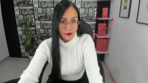 Aghata Moon online show from January 4, 2025, 4:22 pm