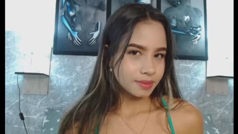 aghata walkerl online show from January 20, 2025, 8:29 pm