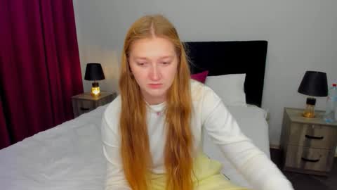 AgnesArden online show from October 3, 2025, 12:02 pm